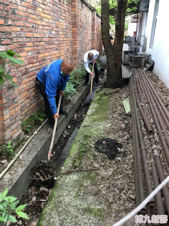 铜铜铜铜铜好多水村民齐心协力排水沟渠已疏通干净恢复正常生活