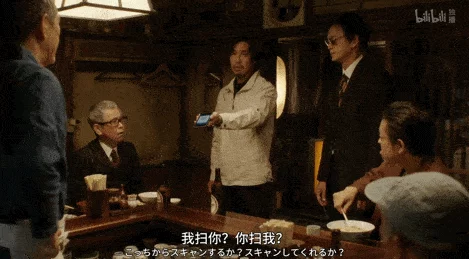 高h乱np交换杂交高清听说主演们私下关系也很复杂，拍摄现场火花四溅